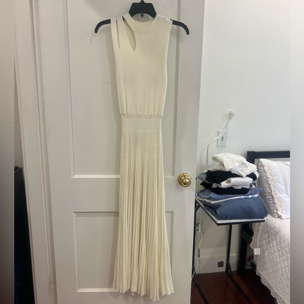 Commense White Pleated Maxi Dress